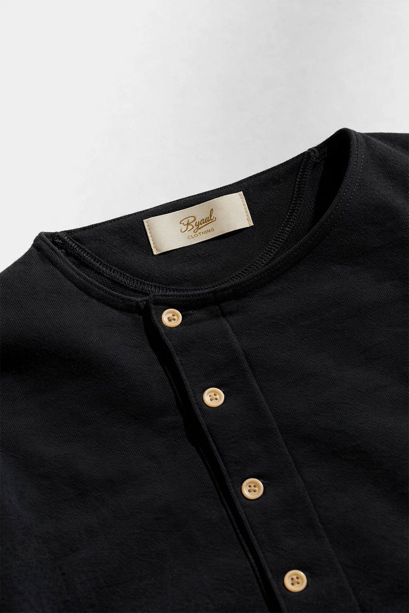 Prequel - C1011 Henley Sweatshirt (15.5oz. Black) – The Rugged Society