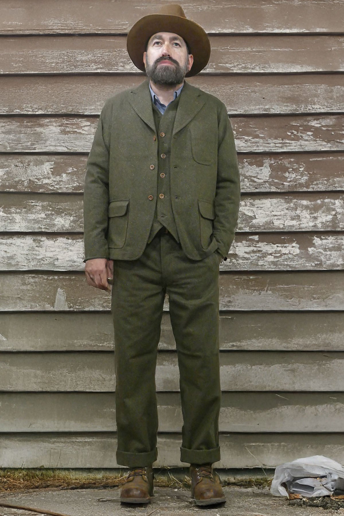 Captain Santors - Wool Cotton Blend Vest in green with rust stripes