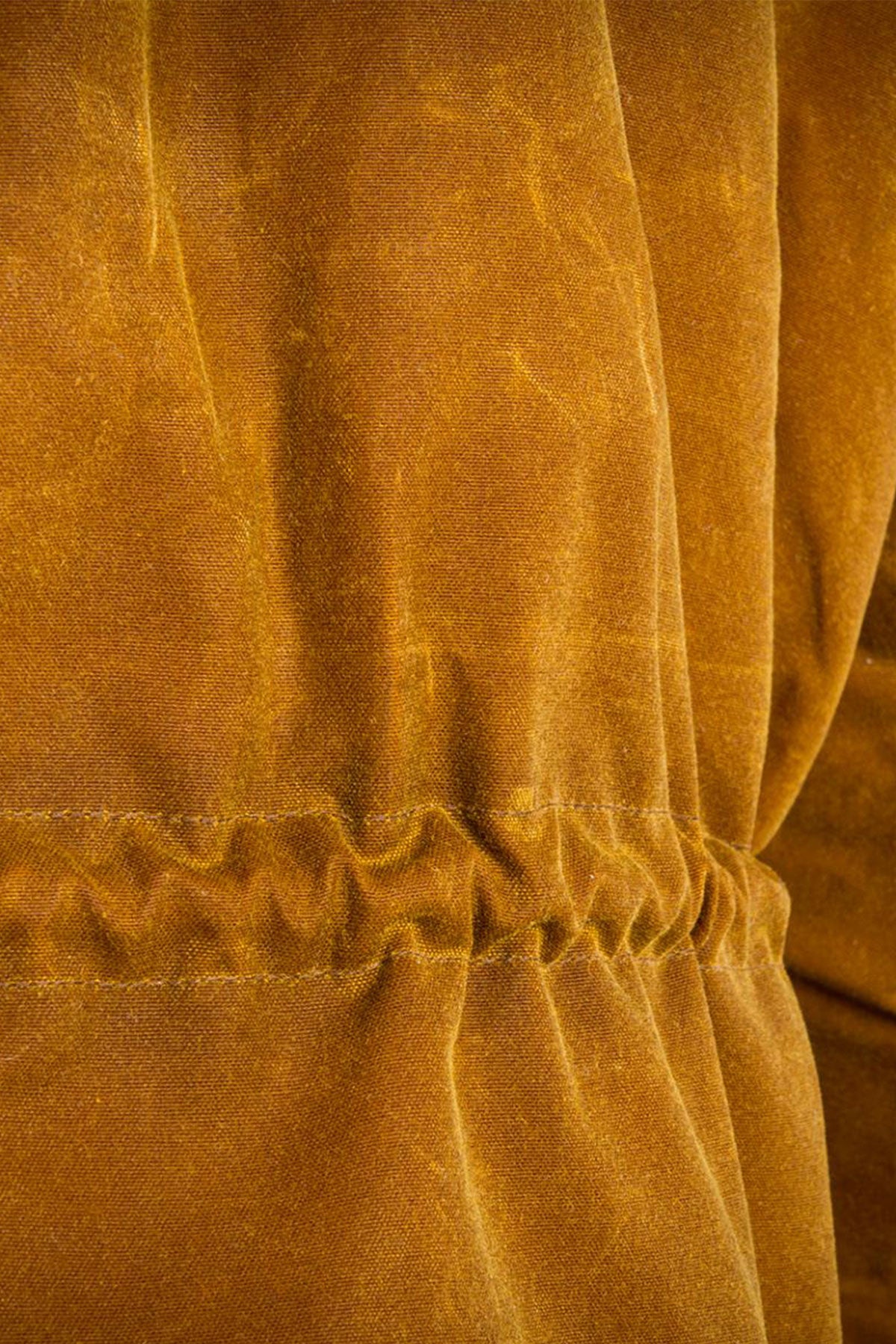 Fleurs de Bagne - Snow Parka in Gold