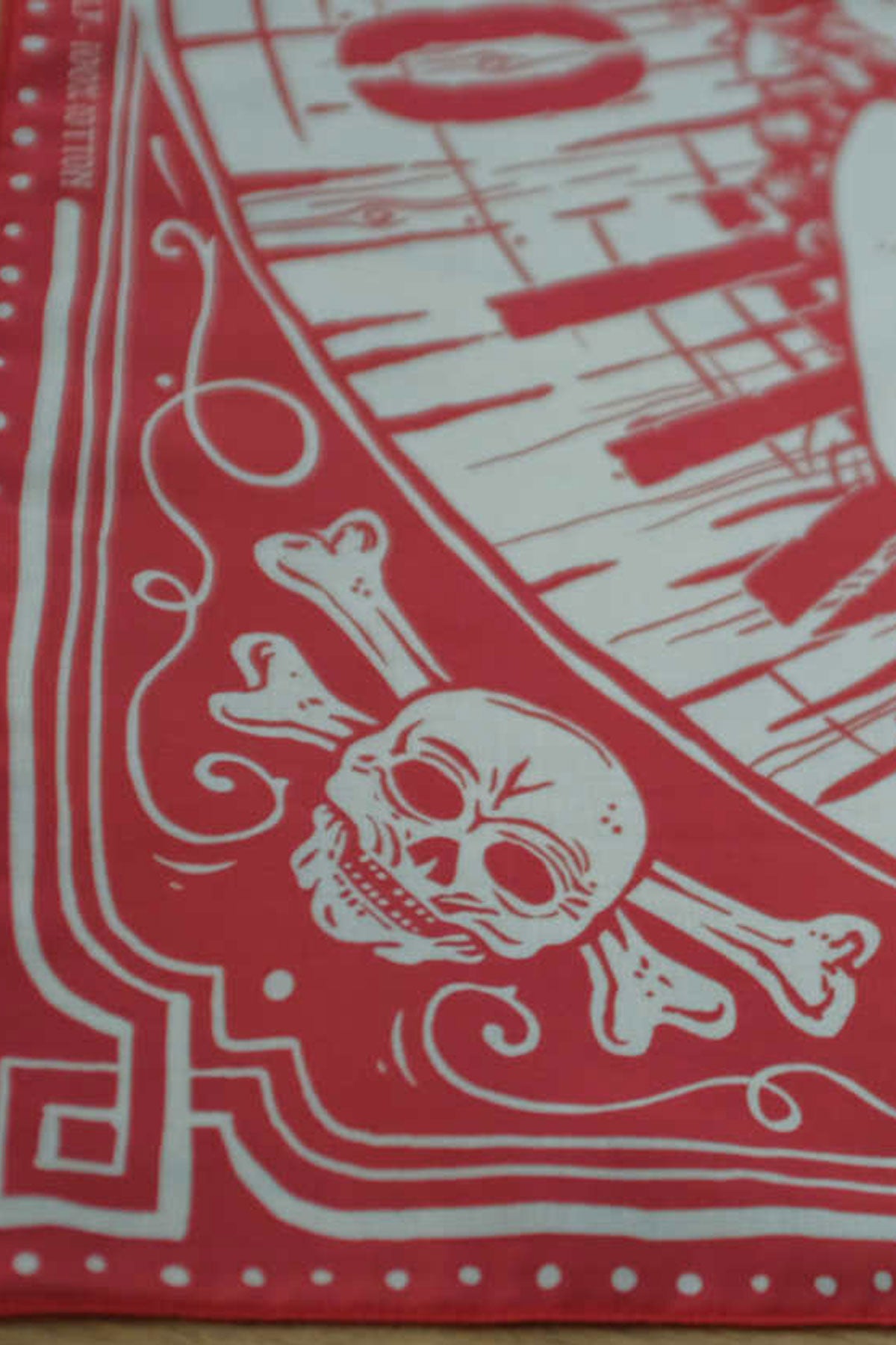 Hen's Teeth - Wall of Death Bandana in Red