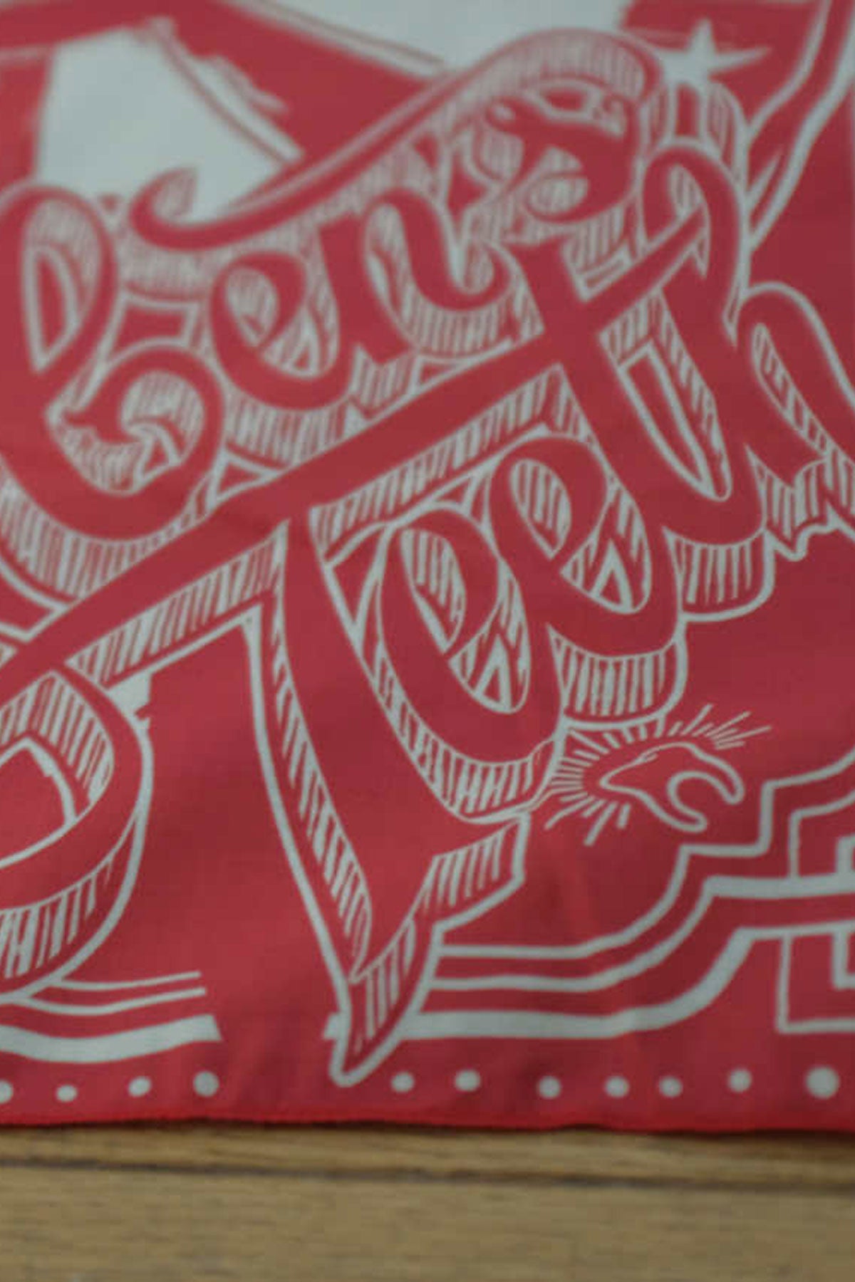 Hen's Teeth - Wall of Death Bandana in Red