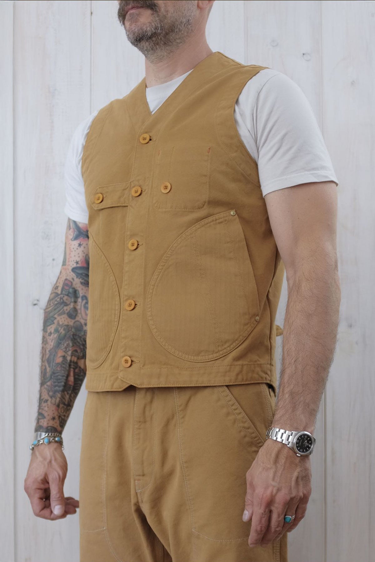 Hen's Teeth - HTM Q1 Work Vest in Beige Canvas