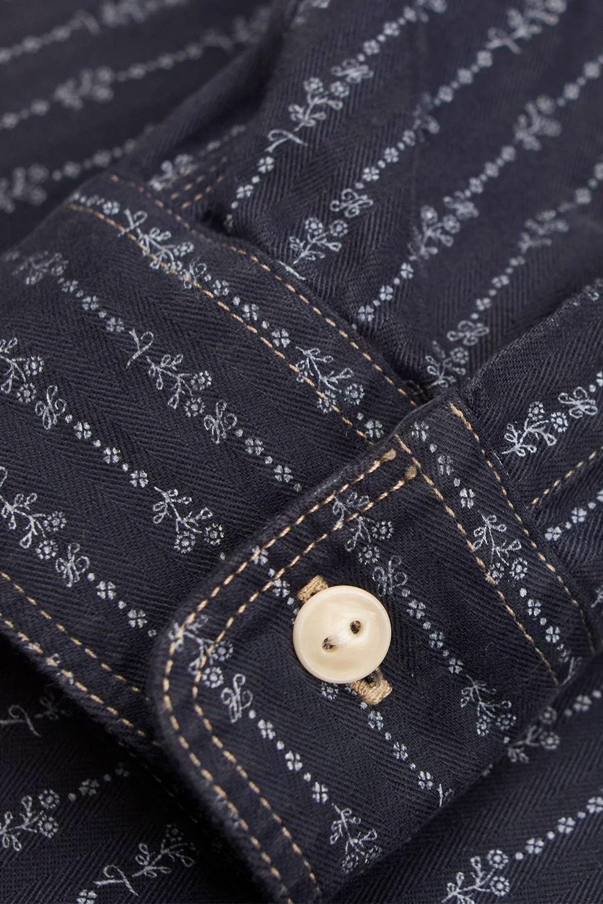 Hen's Teeth - HTM-S1 Work Shirt in Blue Printed Herringbone