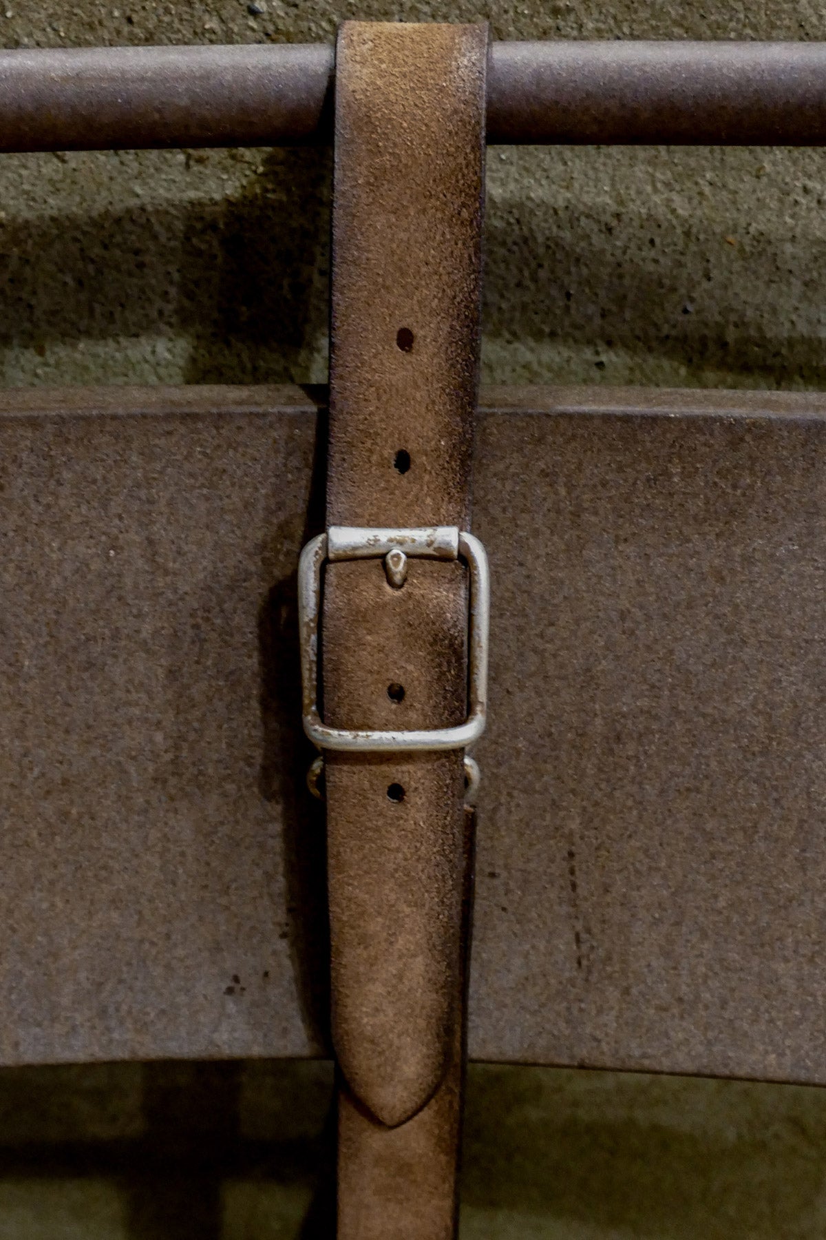 Luti - Type 817/30 Vintage Industrial Work Buckle Leather Belt in Burnt Suede