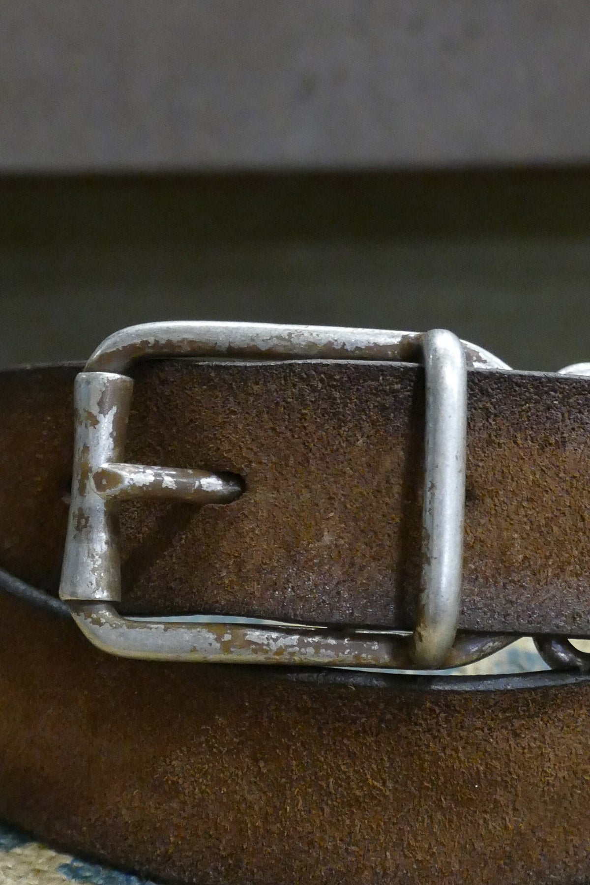 Luti - Type 817/30 Vintage Industrial Work Buckle Leather Belt in Burnt Suede