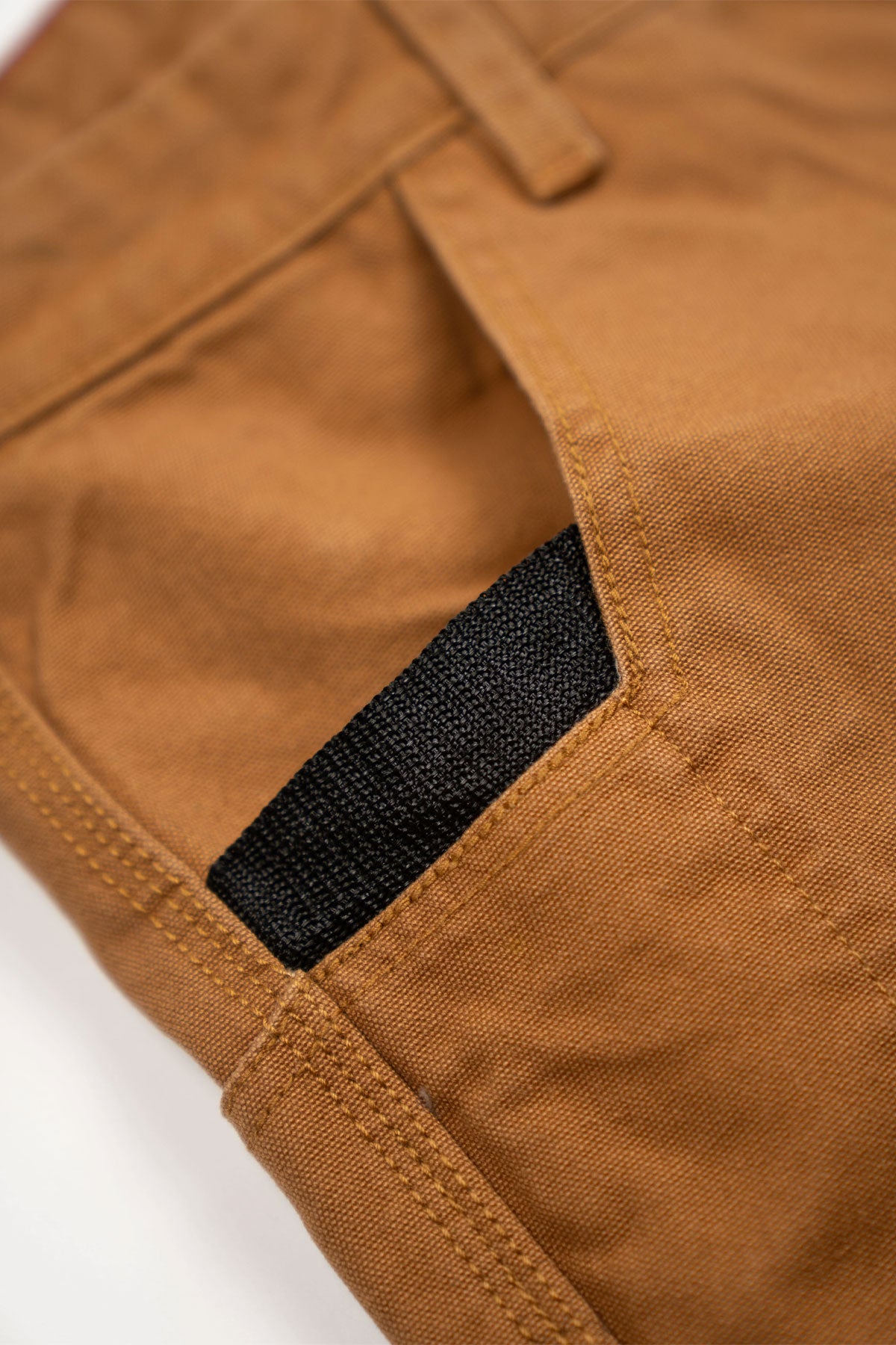 Iron And Resin - Nomad Utility Canvas Shorts in Cognac