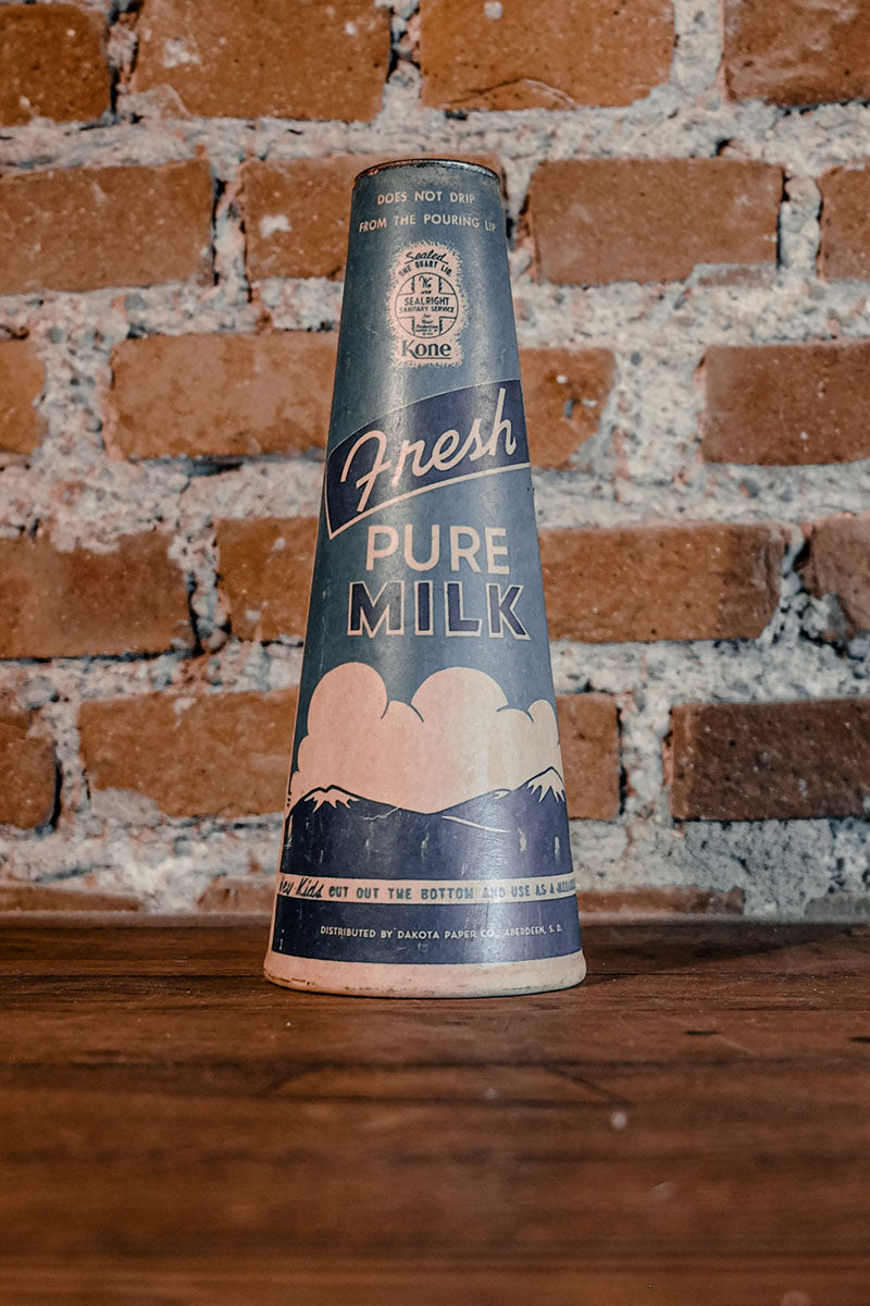 1930/40's Dakota Paper Co. Fresh Pure Milk Cardboard Cone. Aberdeen (South Dakota)