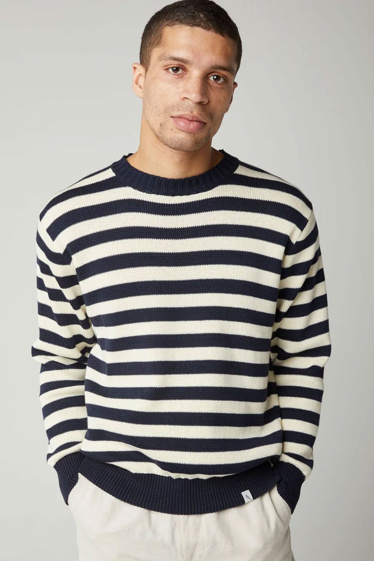 Peregrine - Richmond Sweater in Navy